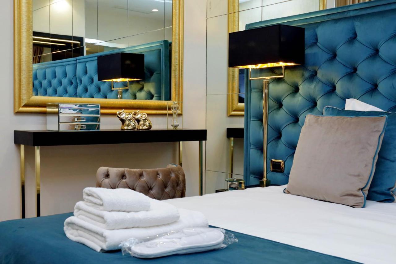 Trevi Diamond Luxury Suites & Jacuzzi Rom Exteriör bild