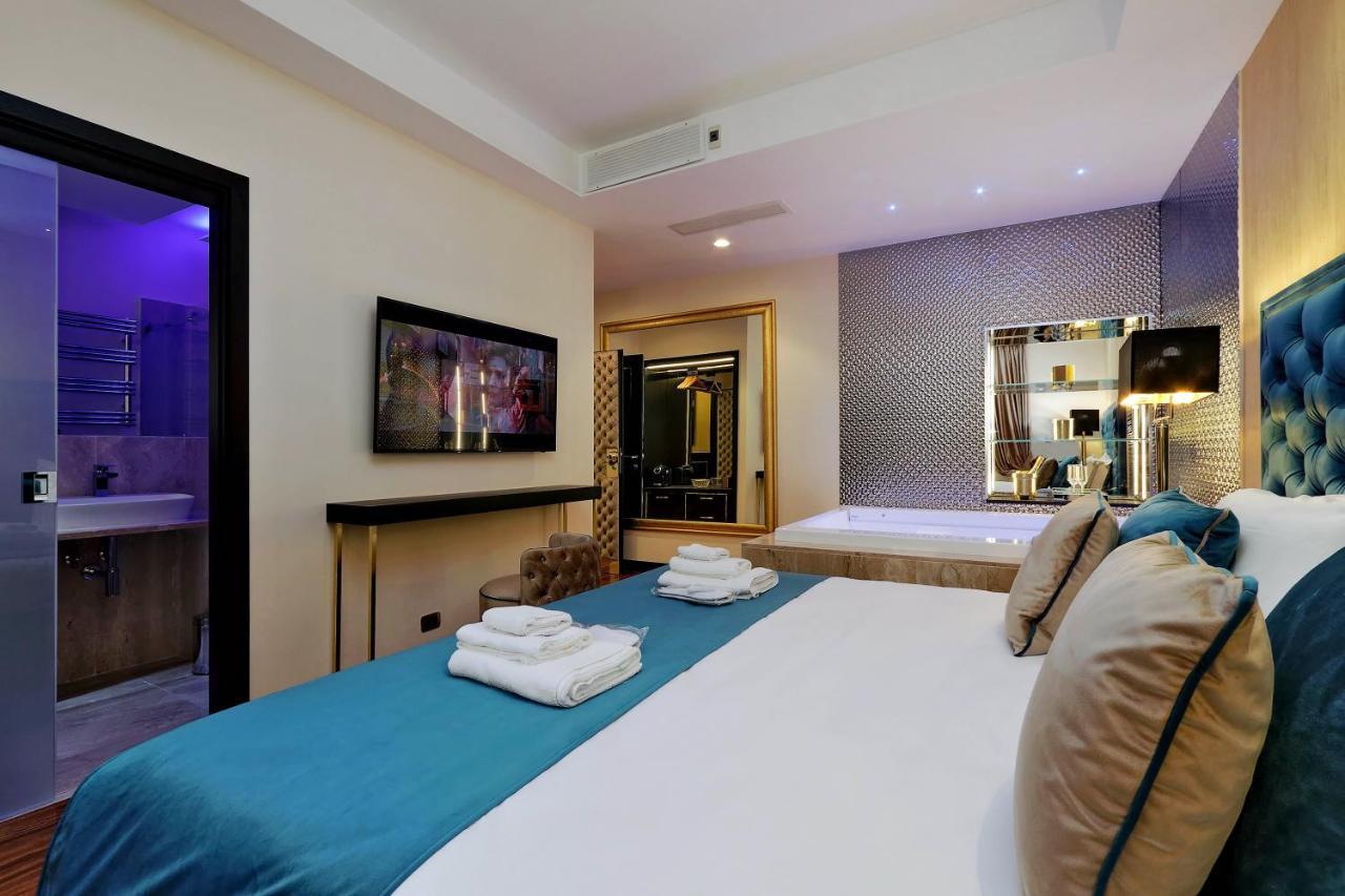 Trevi Diamond Luxury Suites & Jacuzzi Rom Exteriör bild